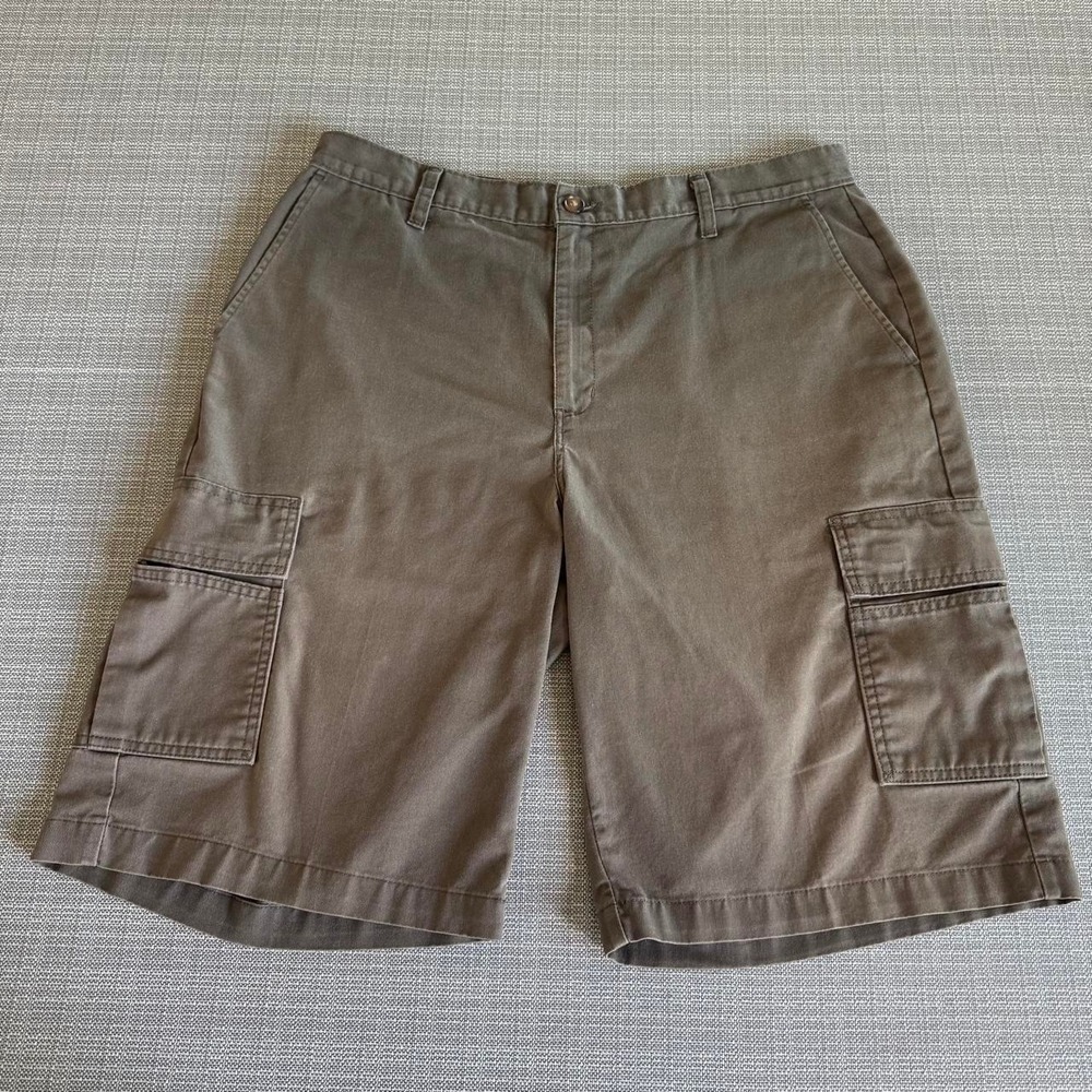 Dickies Khaki cargo bermuda shorts